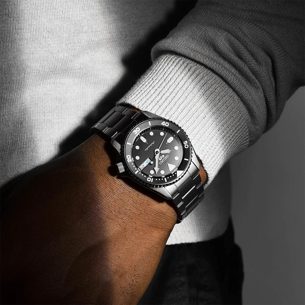 SEIKO 5 Sports SKX Series Mid-Size - Unisex