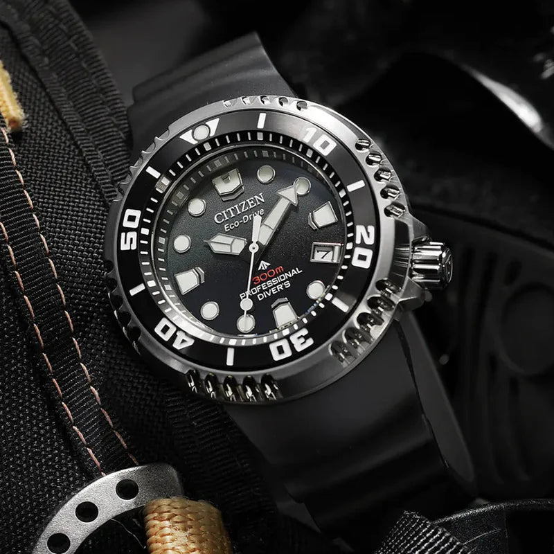 CITIZEN Promaster Marine Professional Diver 300 m - Uomo