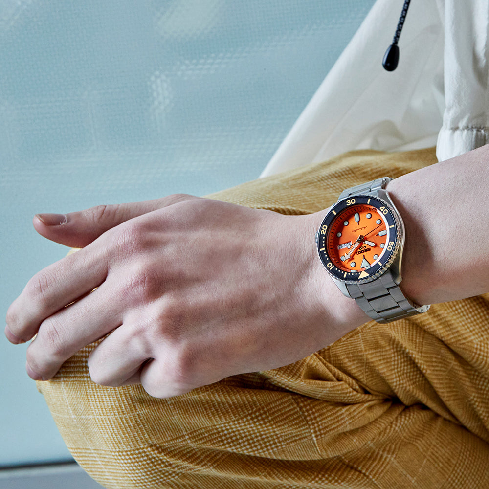 SEIKO 5 Sports SKX Sports Style (Orange Dial) - Uomo
