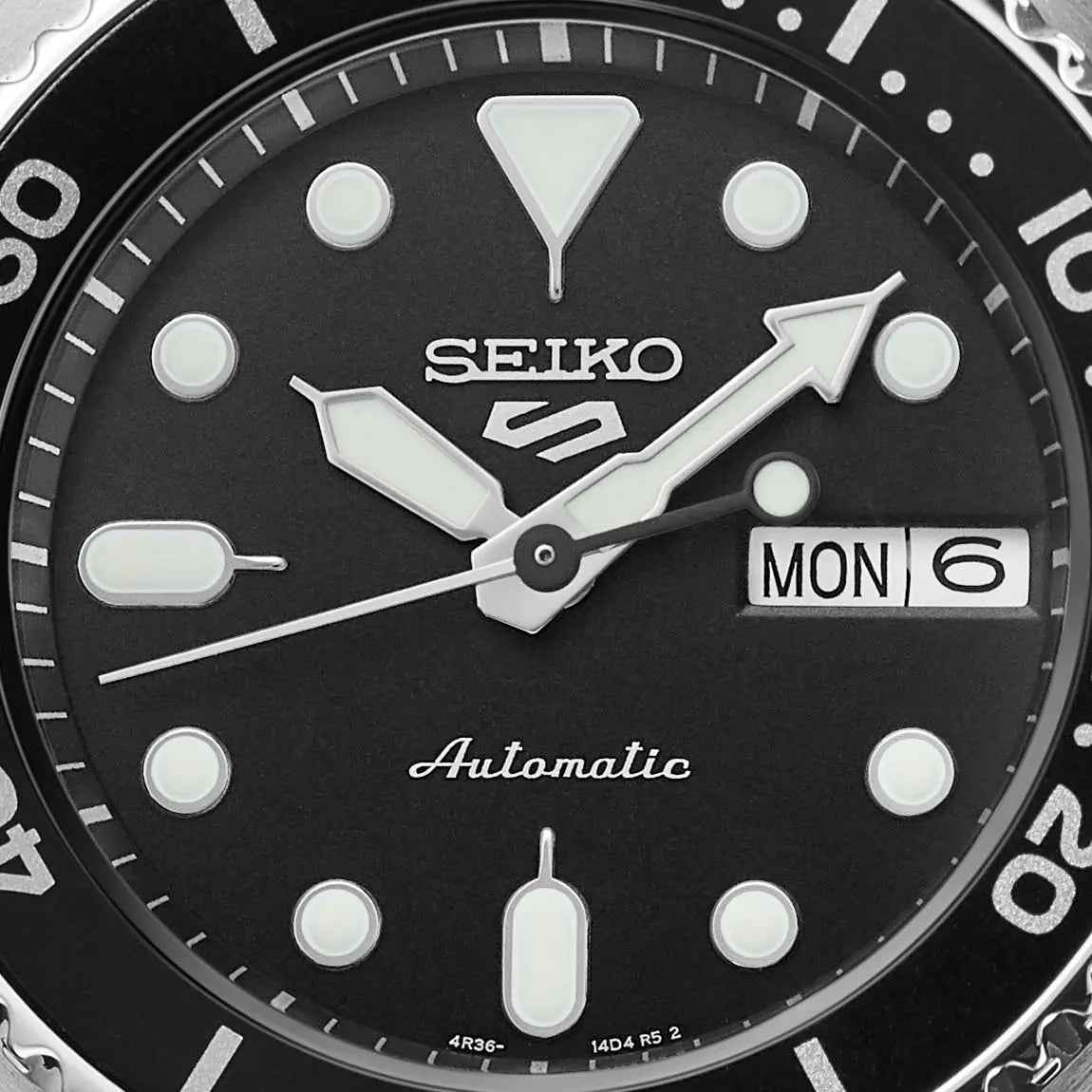 SEIKO 5 Sports SKX Series Mid-Size - Unisex