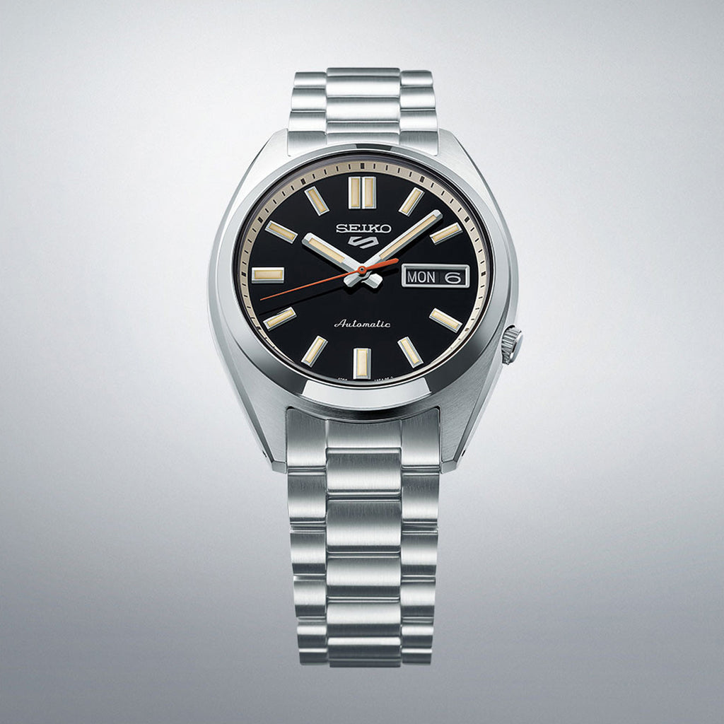 SEIKO 5 Sports SNXS "Black Chinos" - Uomo