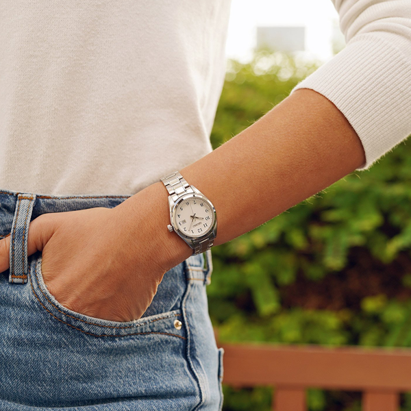 SEIKO Classic Quartz Silver - Donna