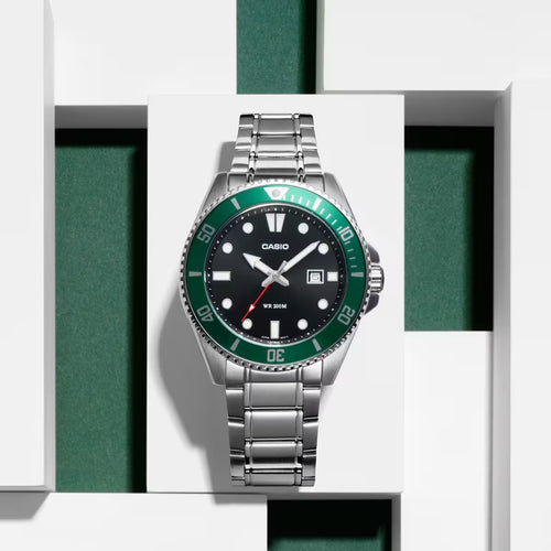 CASIO Duro "Green Bezel" - Uomo