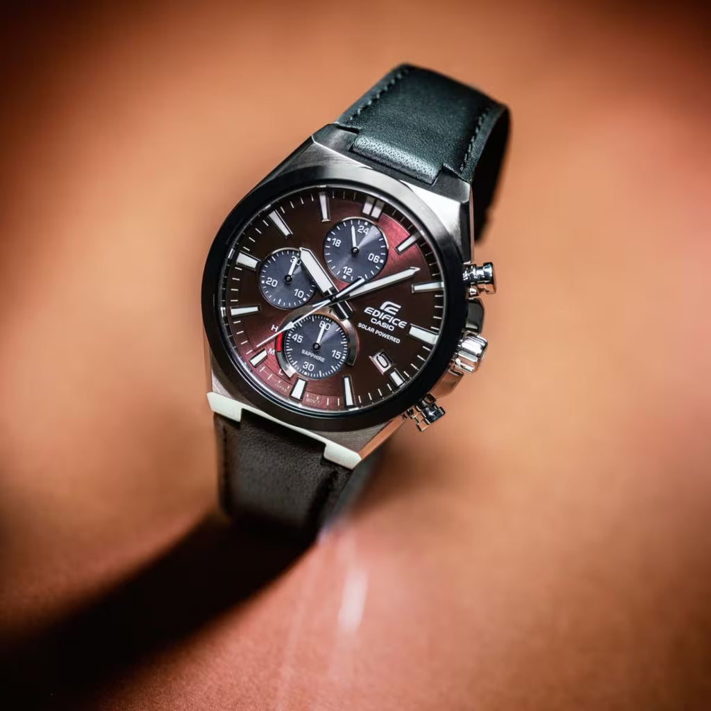 CASIO EDIFICE Solar Powered Chronograph - Uomo