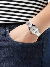 SEIKO Conceptual Series "Discover More" - Donna