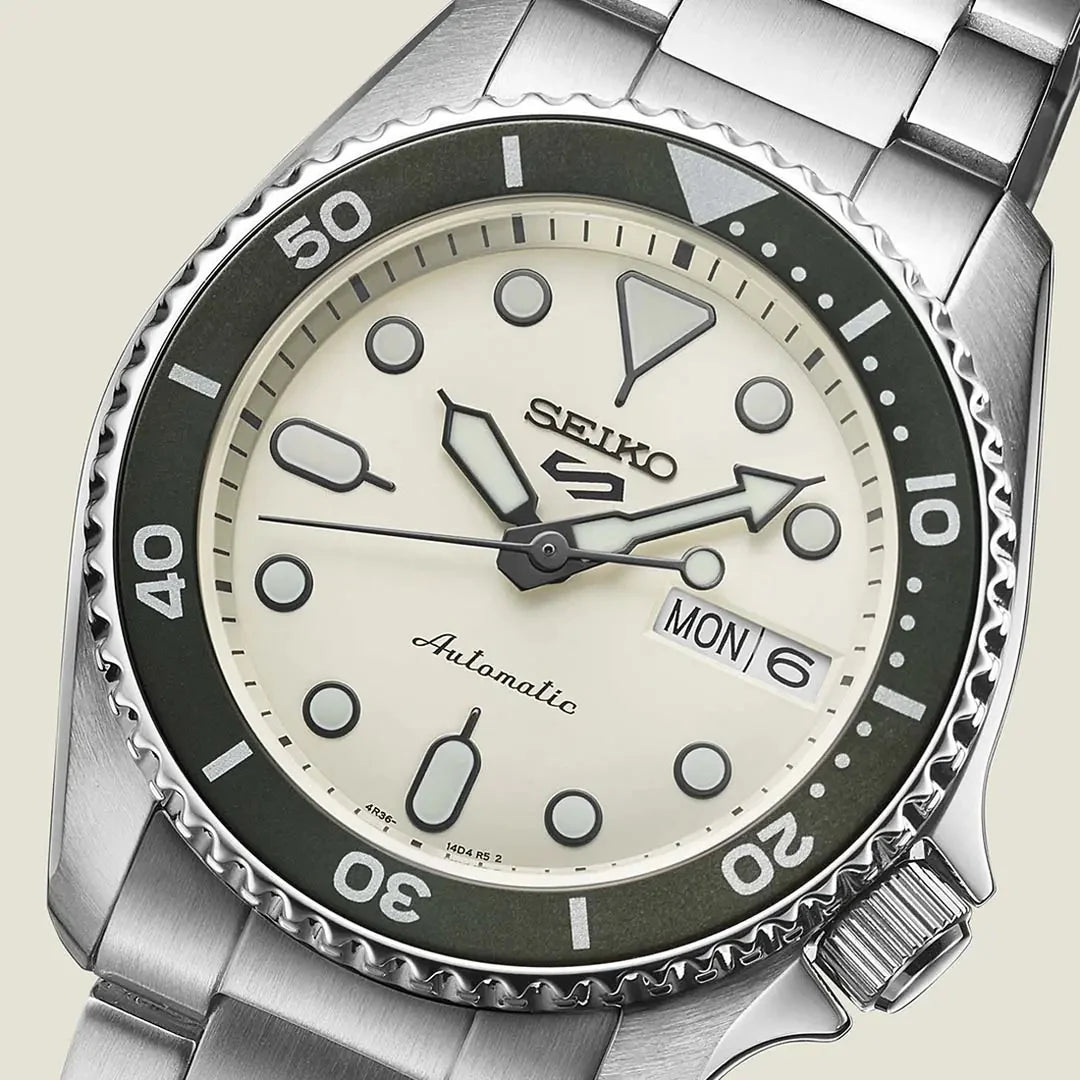SEIKO 5 Sports SKX Series Mid-Size - Unisex